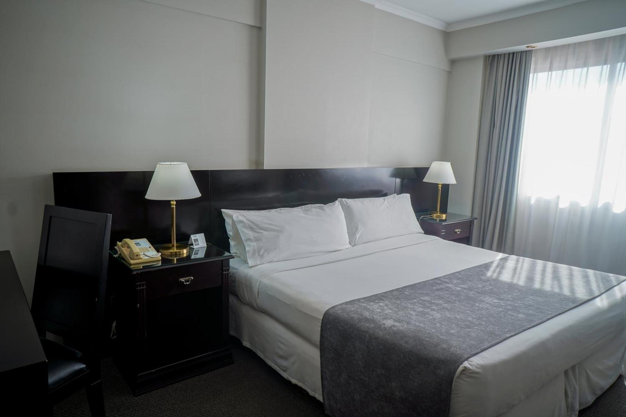Plaza Real Suites Hotel Rosario Exteriör bild